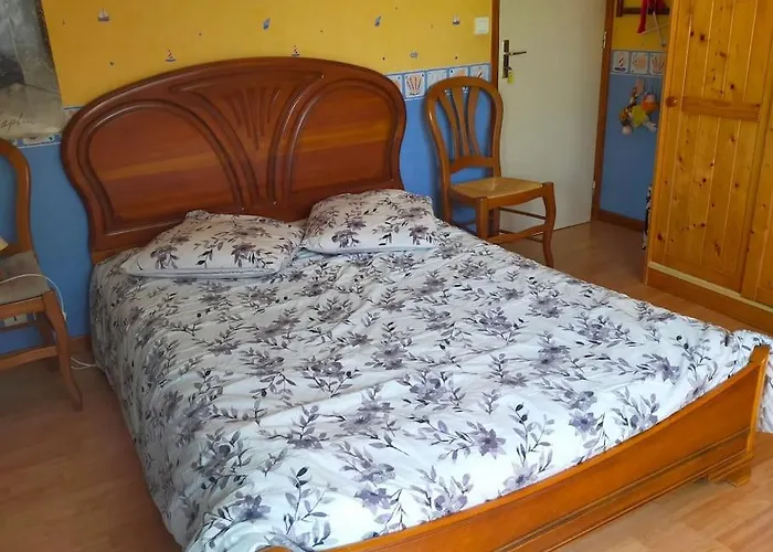 Entre Bretagne Et Normandie *